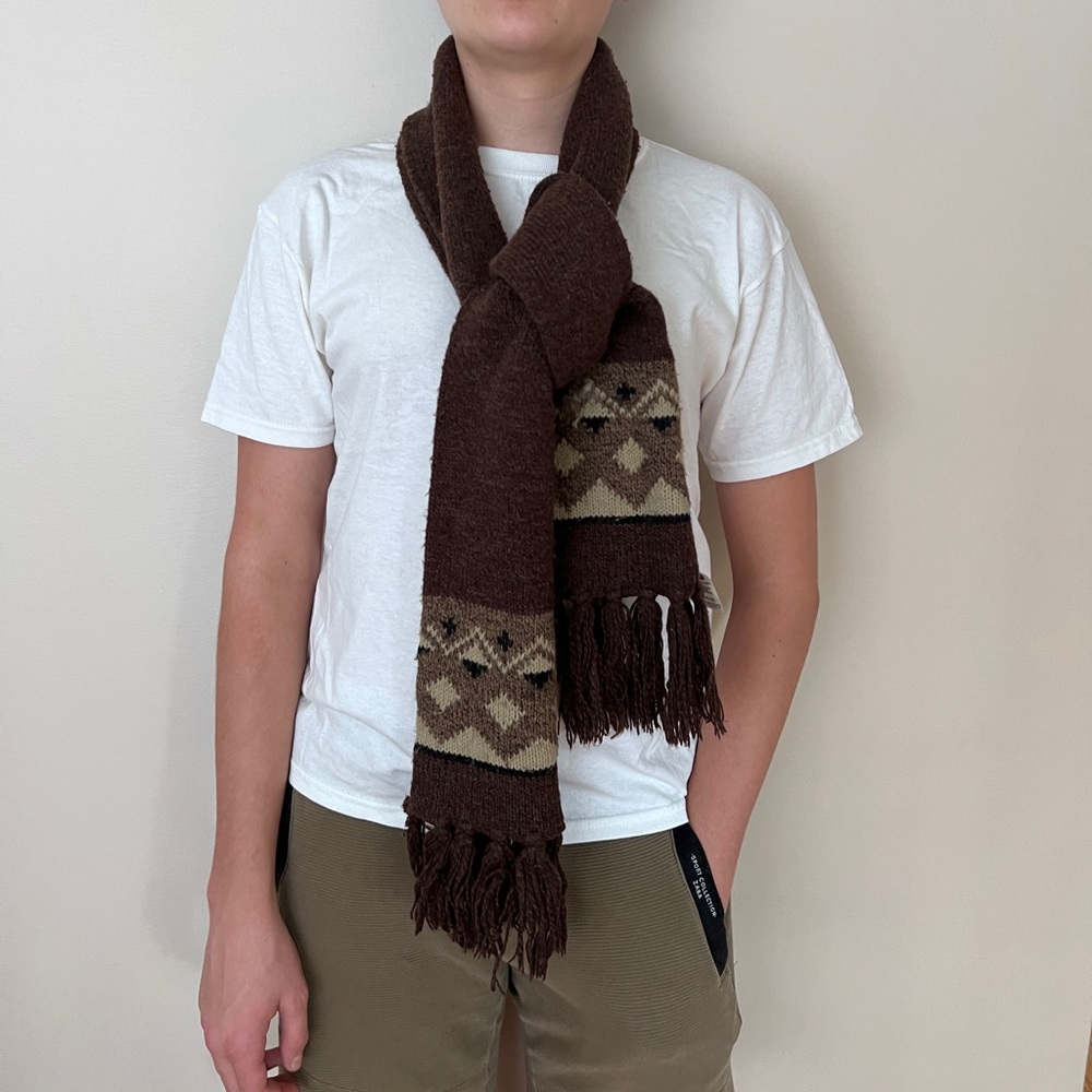 Faded Glory brown scarf for boys/men